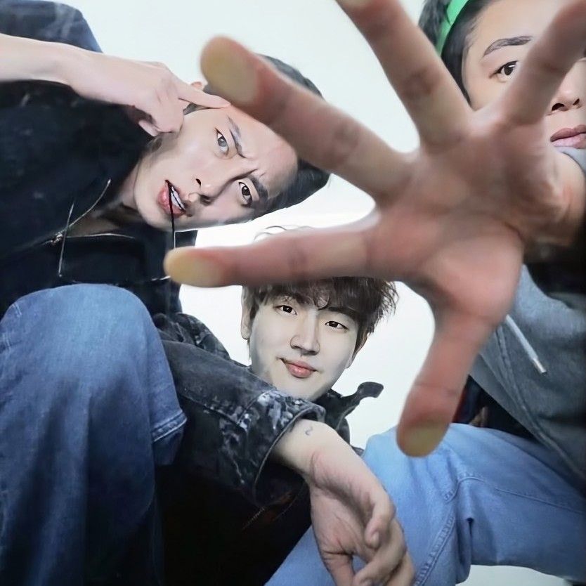 Recent activity shot of Lee Jaewook