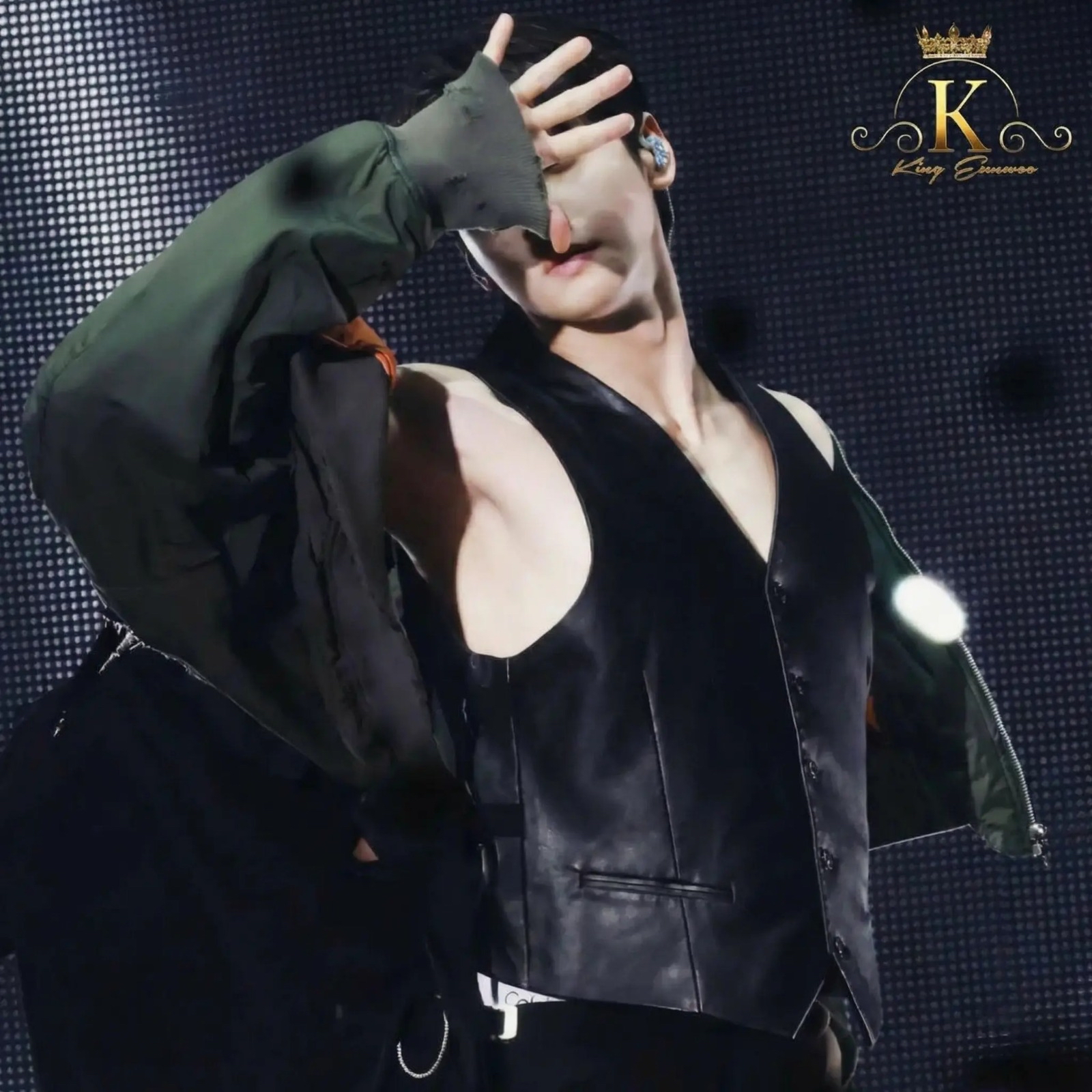 Recent activity shot of Cha Eunwoo