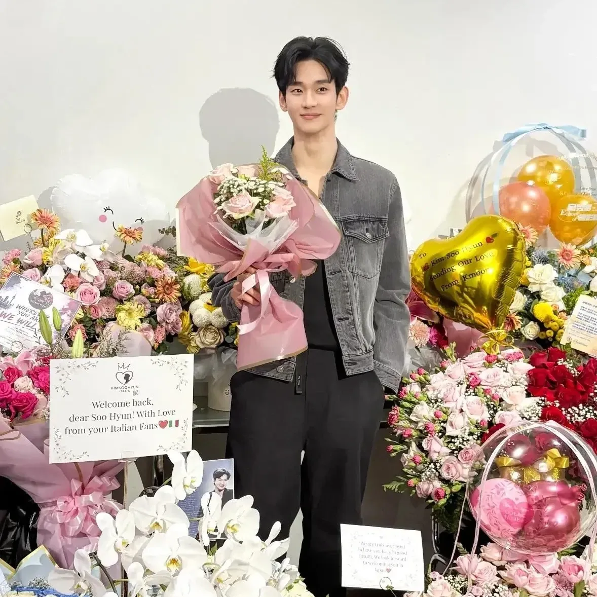 A moment captured by a fan of Kim Soohyun
