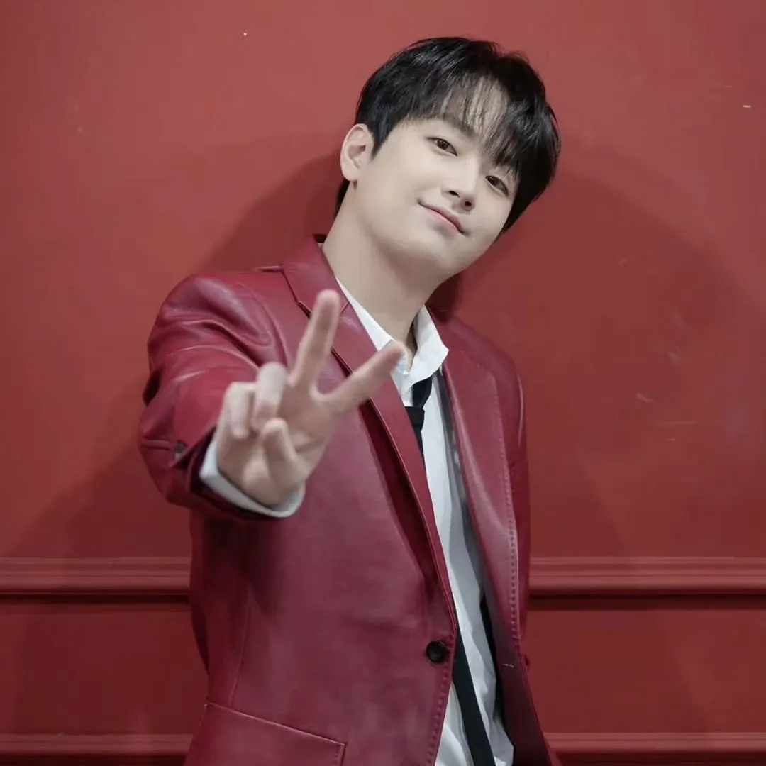 Momen yang diabadikan oleh penggemar Lee Chanwon
