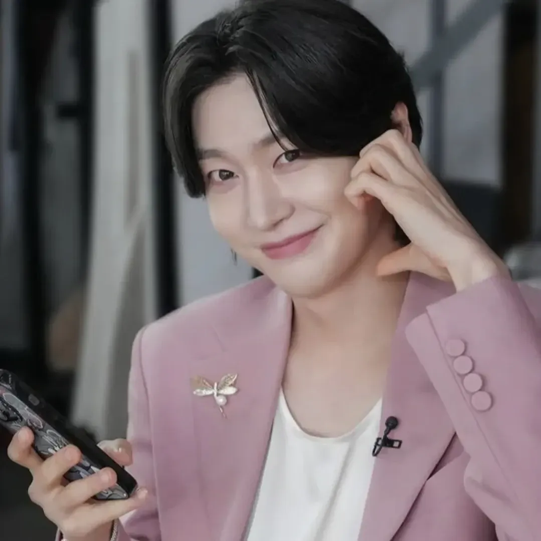 Recent activity shot of Kim Yongbin