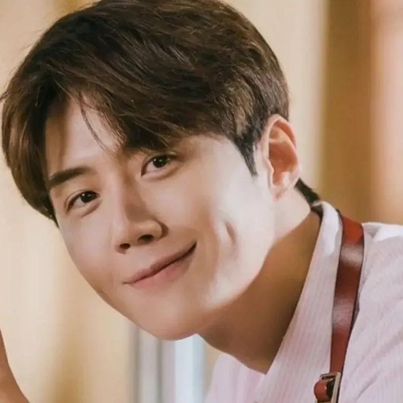 Latest photo of Kim Seonho