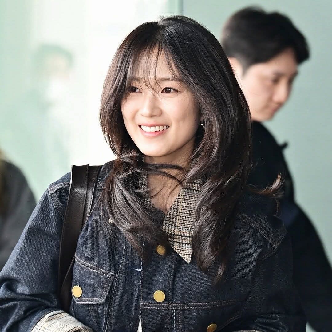 Latest photo of Kim Hyeyoon