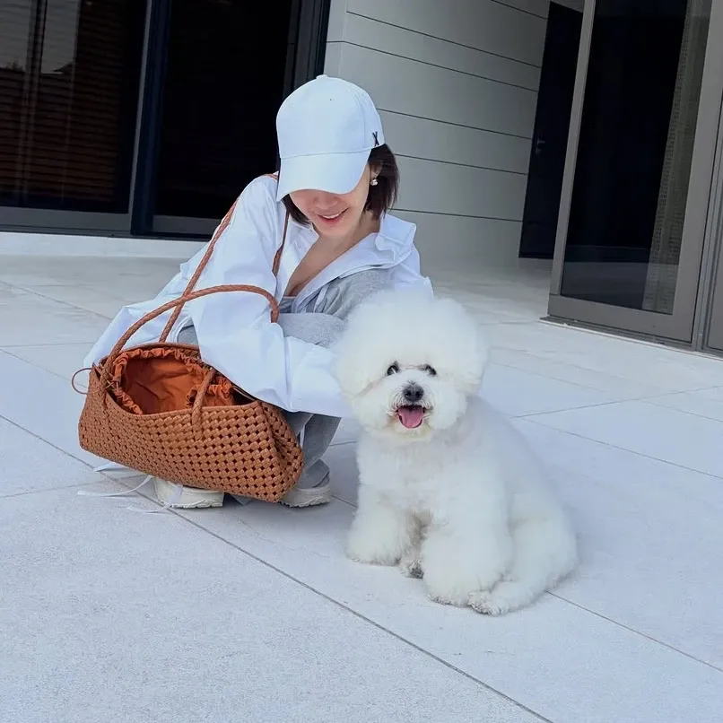 Latest photo of Park Minyoung