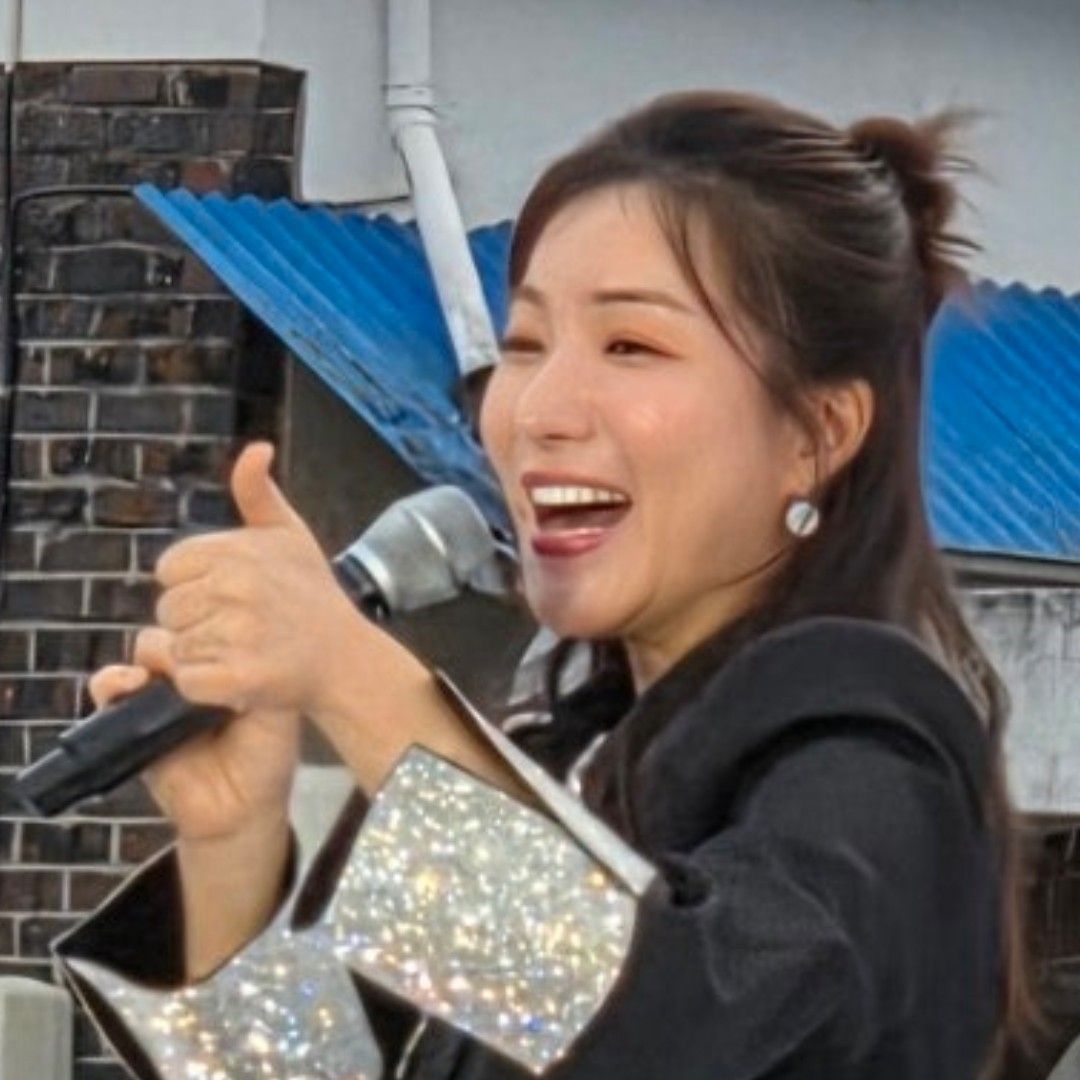 Recent activity shot of Ryu Wonjung