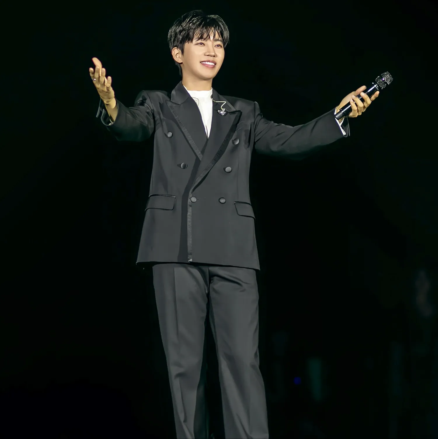 Momen yang diabadikan oleh penggemar Lim Youngwoong