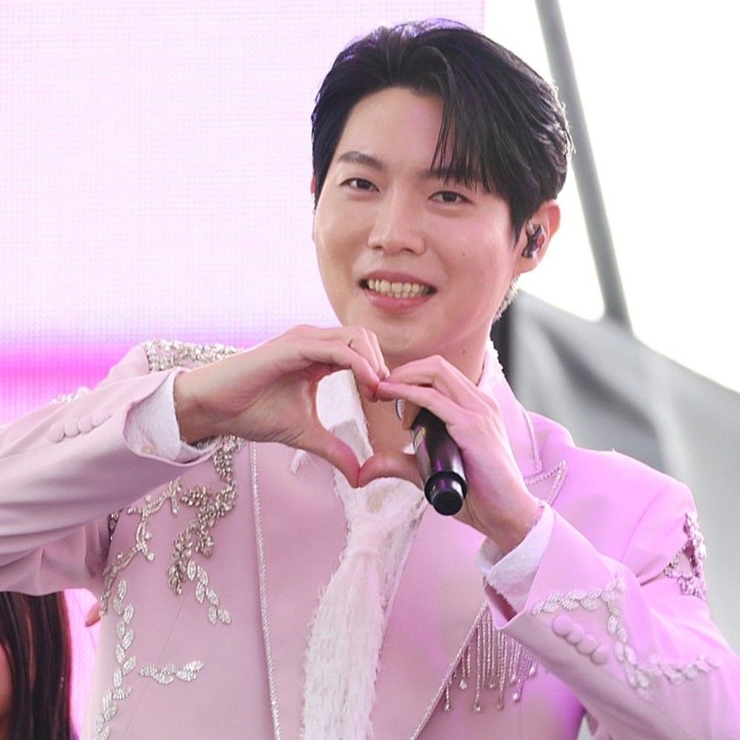 Behind-the-scenes cut of Son Taejin