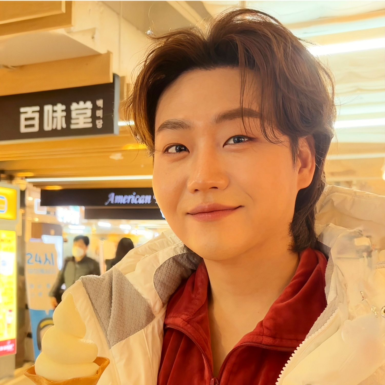 Recent activity shot of Min Soohyun