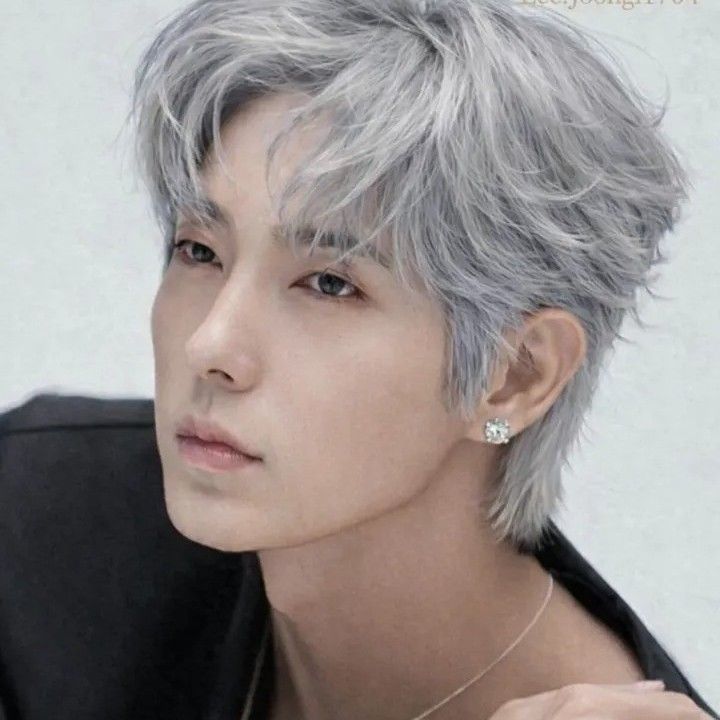 Latest photo of Lee Joongi