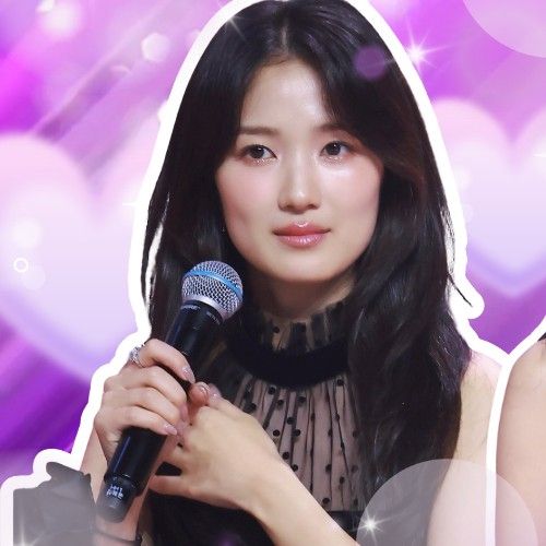 Recent activity shot of Kim Hyeyoon