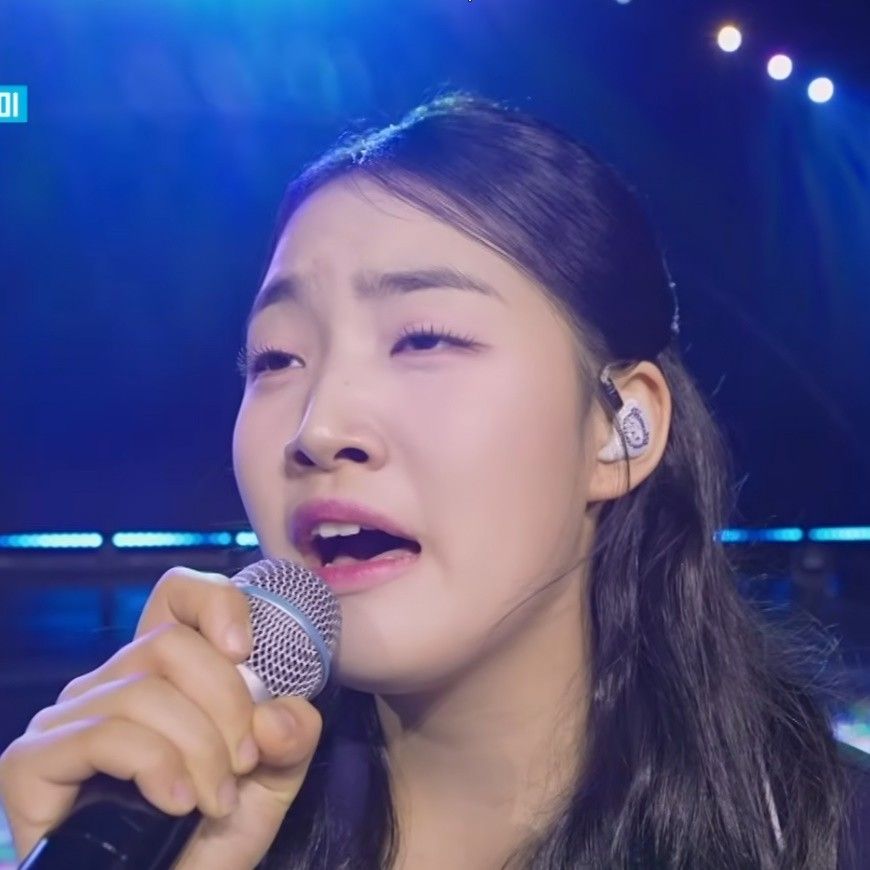 粉丝拍下的金泰延瞬间