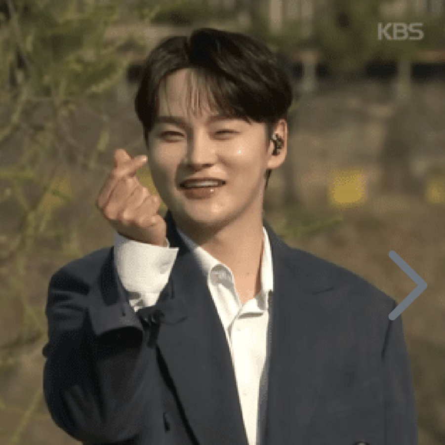 Foto kegiatan terbaru dari Park Seojin