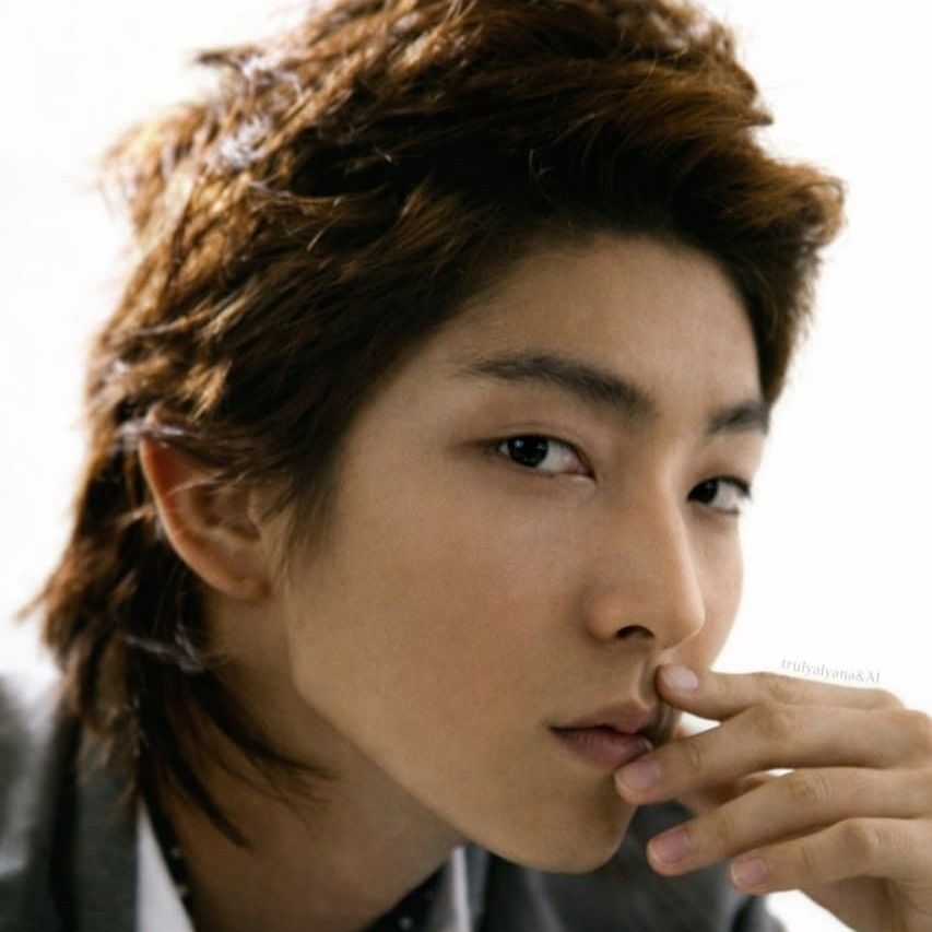 Latest photo of Lee Joongi