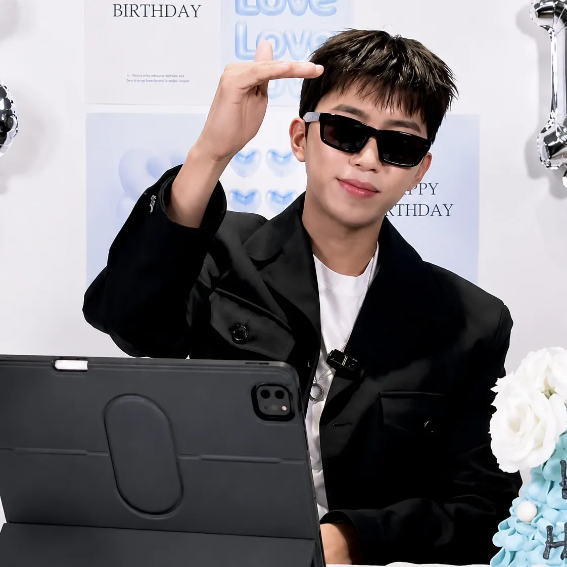 Foto terbaru dari Lim Youngwoong