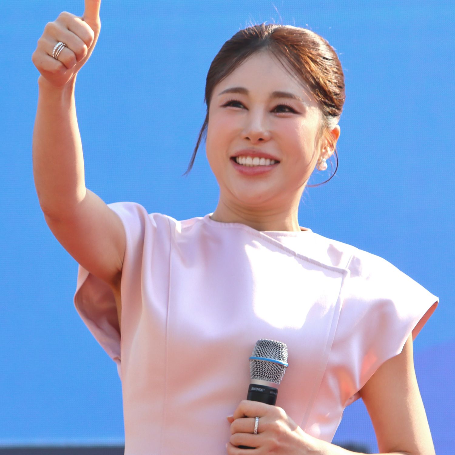 Cuplikan di balik layar dari Kim Soyou