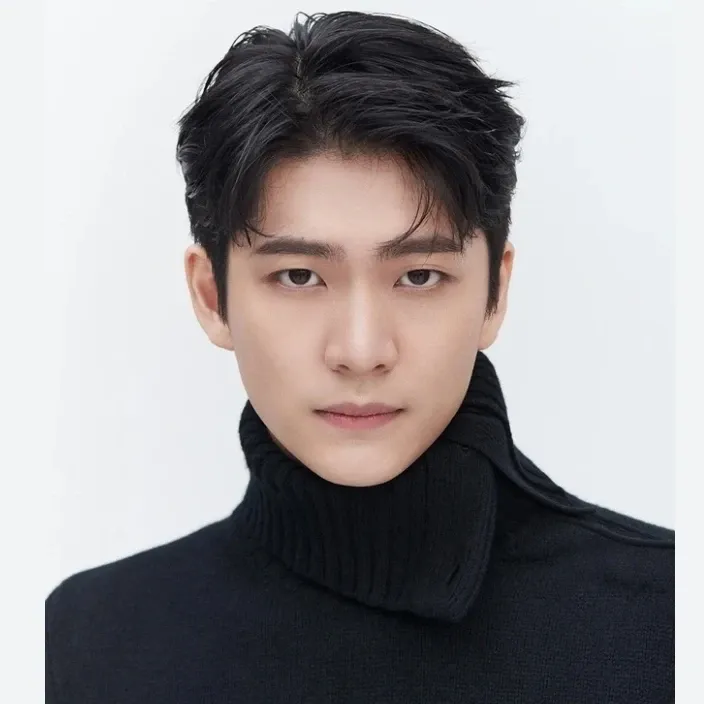 Behind-the-scenes cut of Kang Taeoh