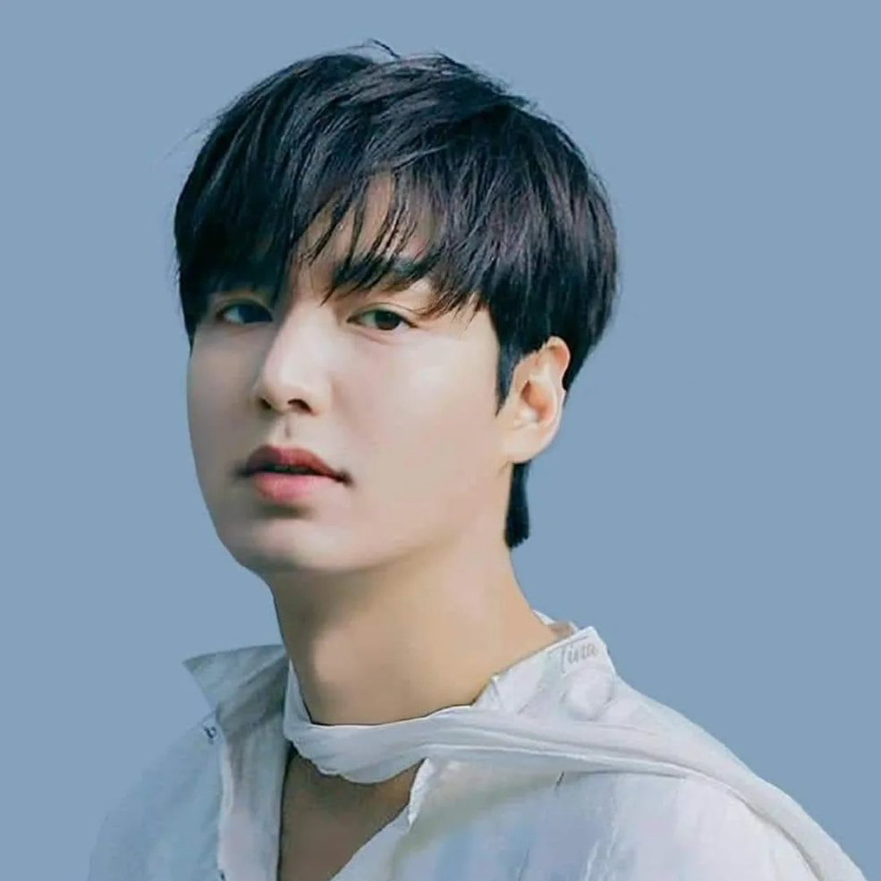 Recent activity shot of Lee Minho