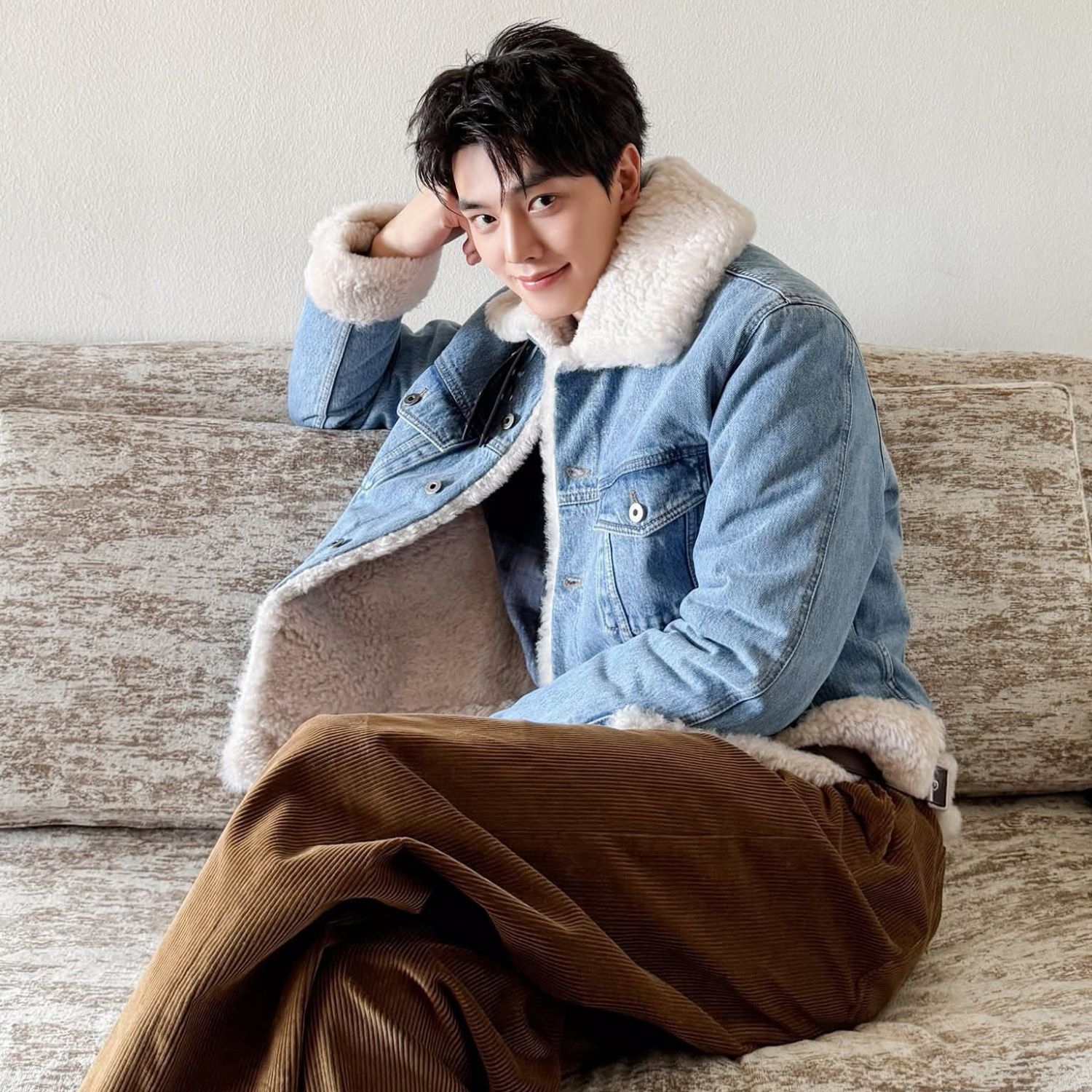 Latest photo of Song Kang