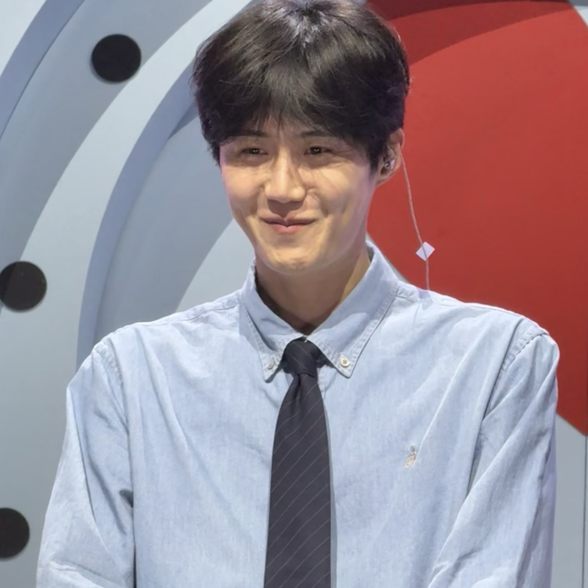 Foto kegiatan terbaru dari Kim Seonho