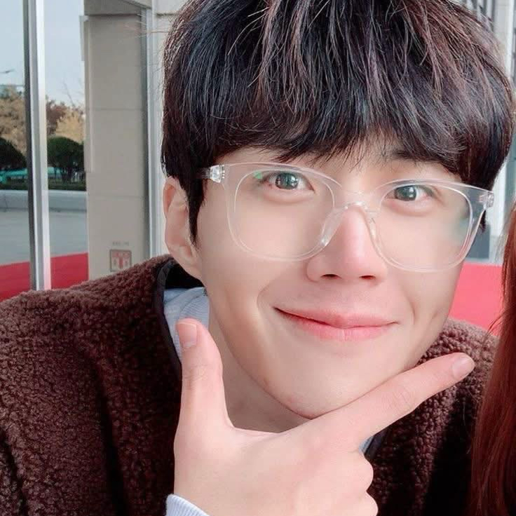 김선호 최근 활동샷