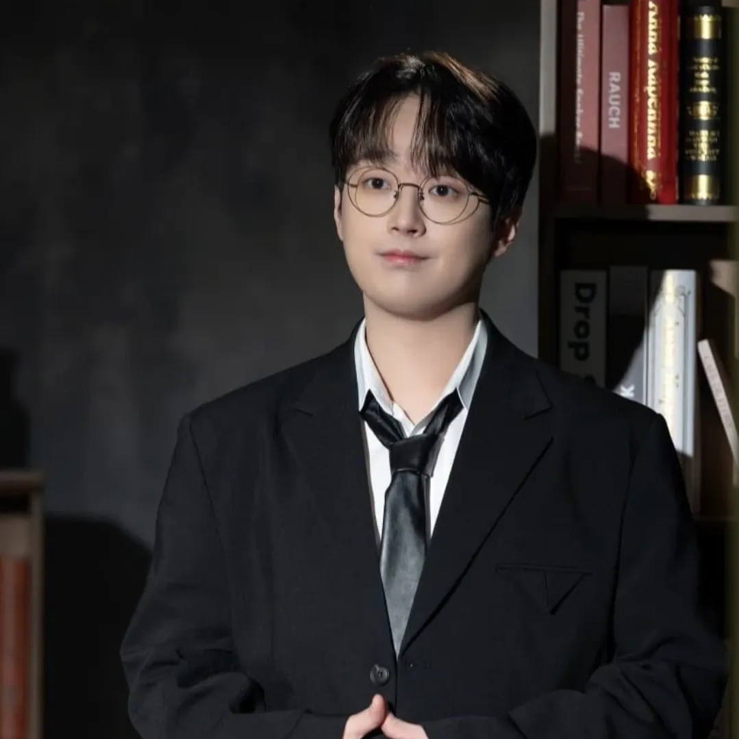 Foto kegiatan terbaru dari Lee Chanwon