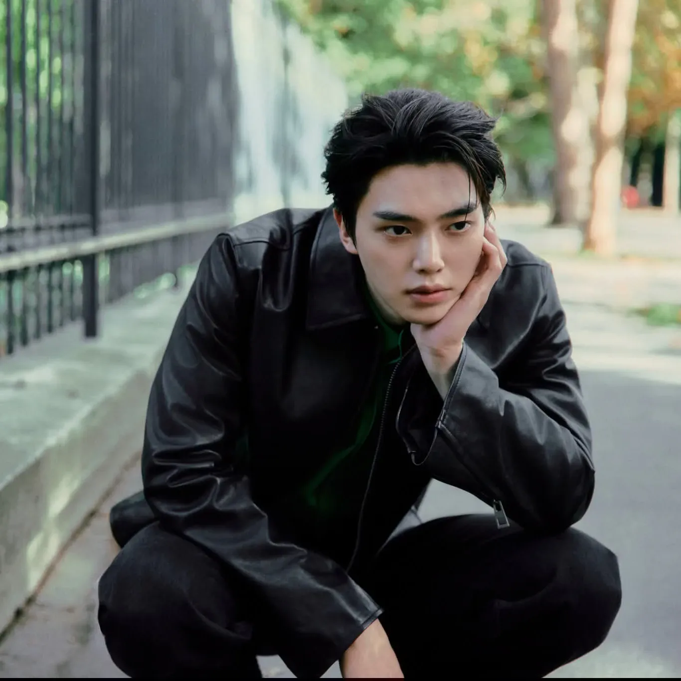 Behind-the-scenes cut of Song Kang