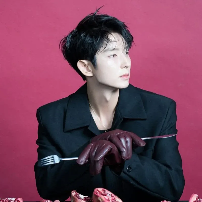 A moment captured by a fan of Lee Joongi