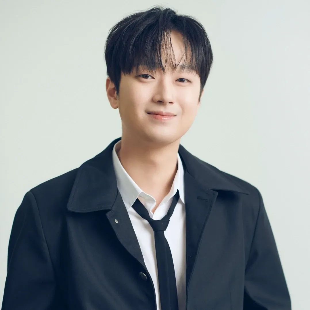 Latest photo of Lee Chanwon