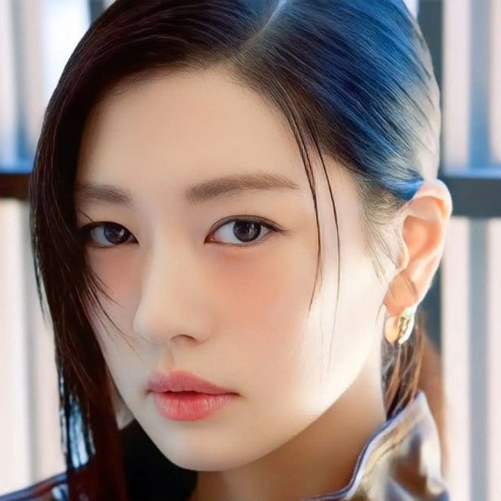 Recent activity shot of Jung Somin