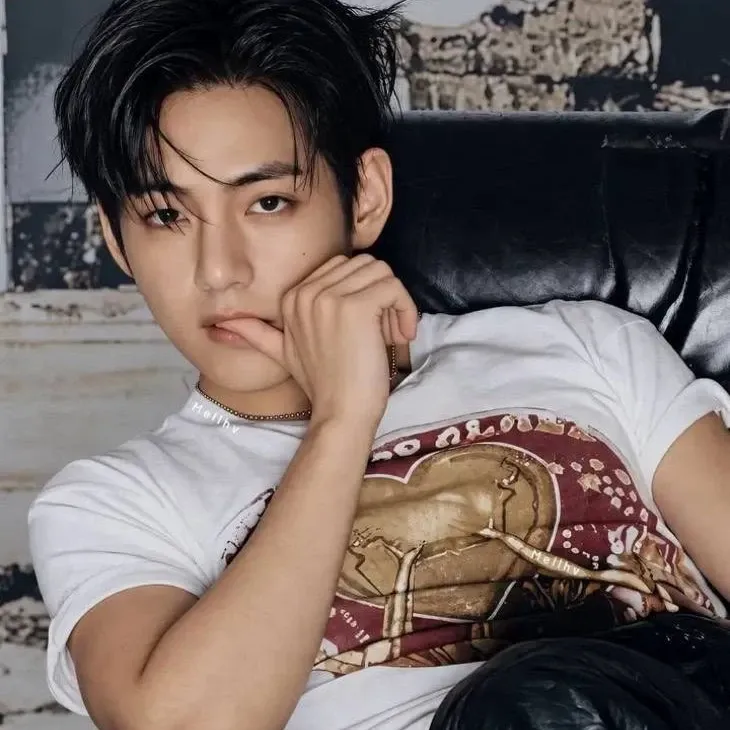 Behind-the-scenes cut of Kim Taehyung (V)