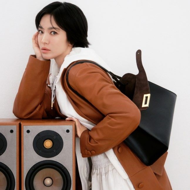 Behind-the-scenes cut of Song Hyekyo