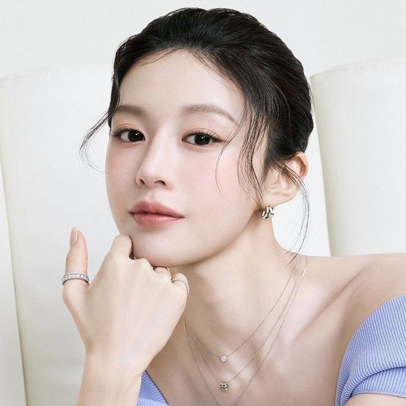 Behind-the-scenes cut of Go Younjung