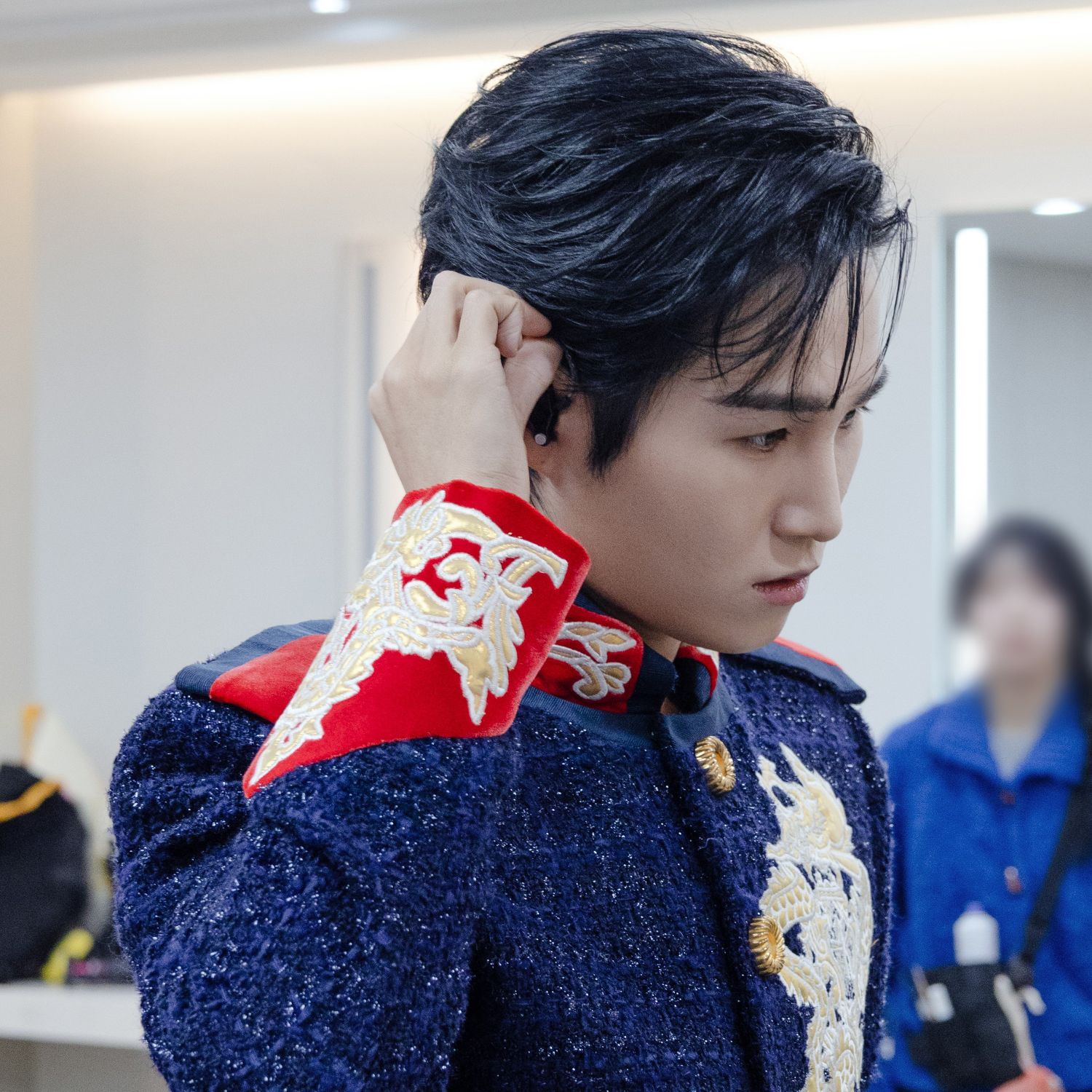 김희재의 비하인드 컷