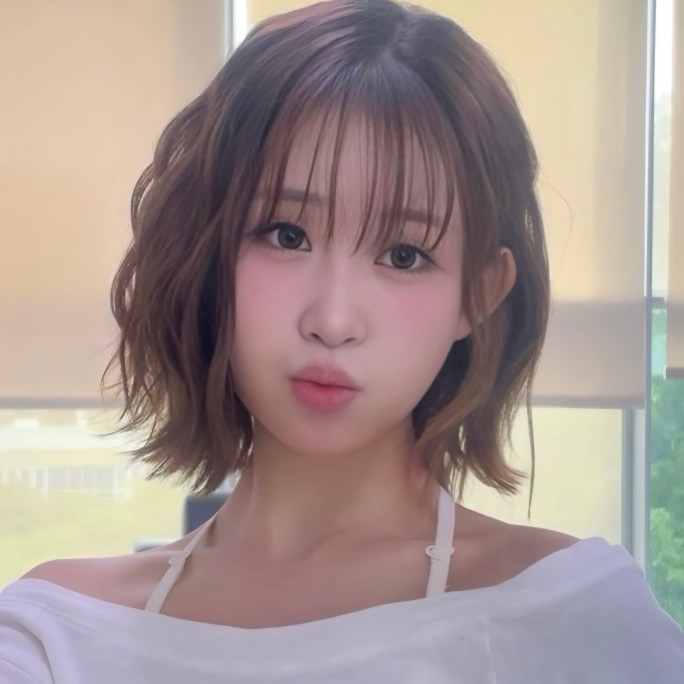 김다현의 최신 사진