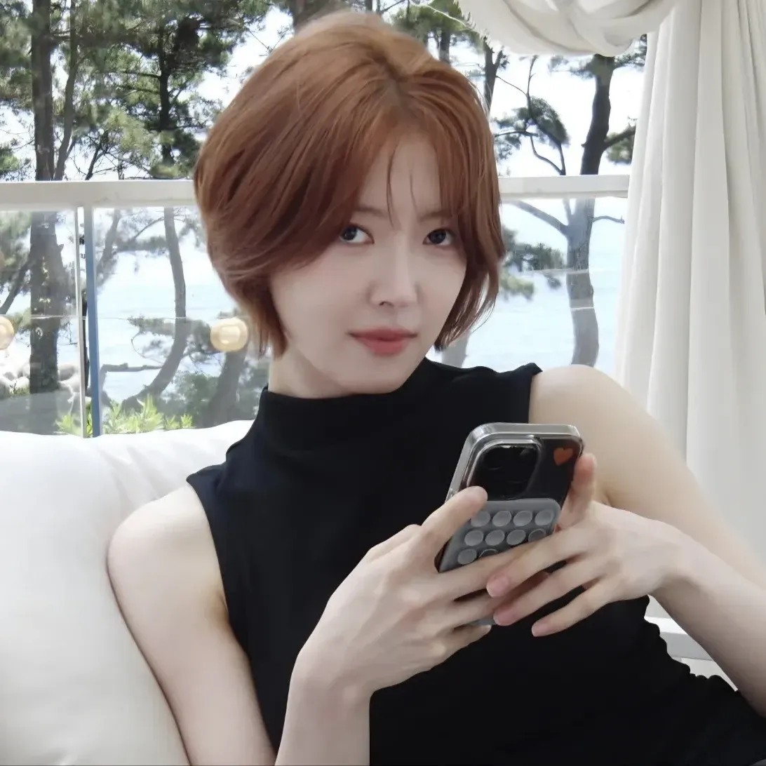Recent activity shot of Lee Seyoung