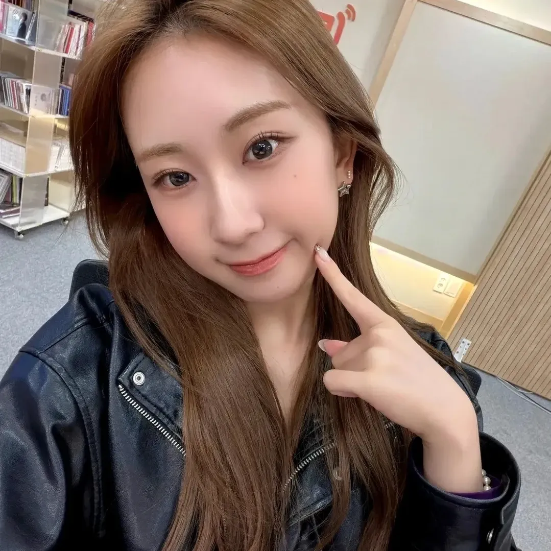 Foto terbaru dari Jeon Yujin