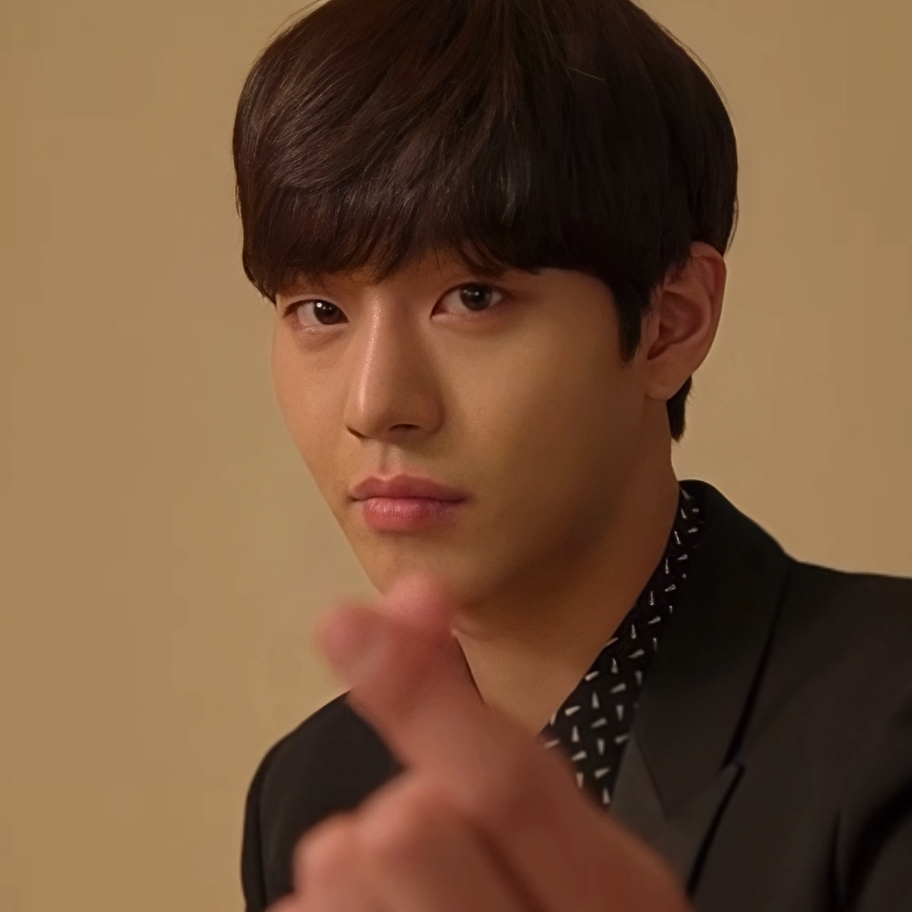 안효섭 최근 활동샷