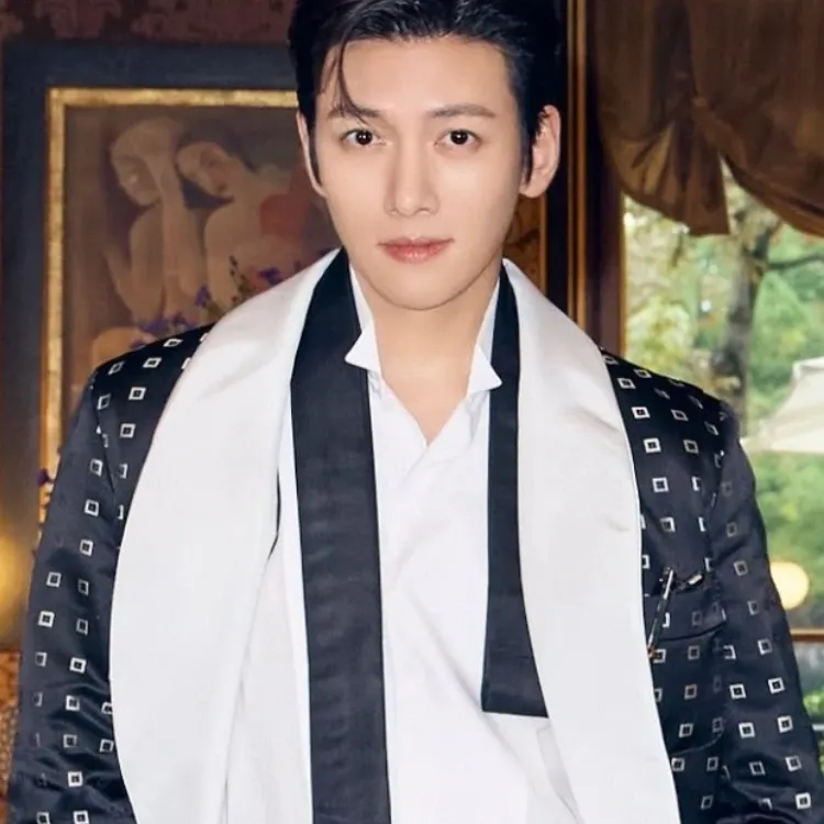 A moment captured by a fan of Ji Changwook