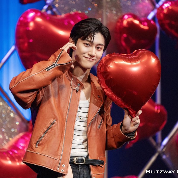 Representative photo of Kwak Dongyeon showing their charm