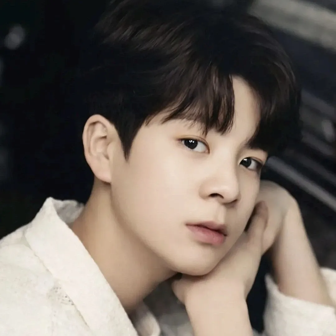 郑东元的最新照片