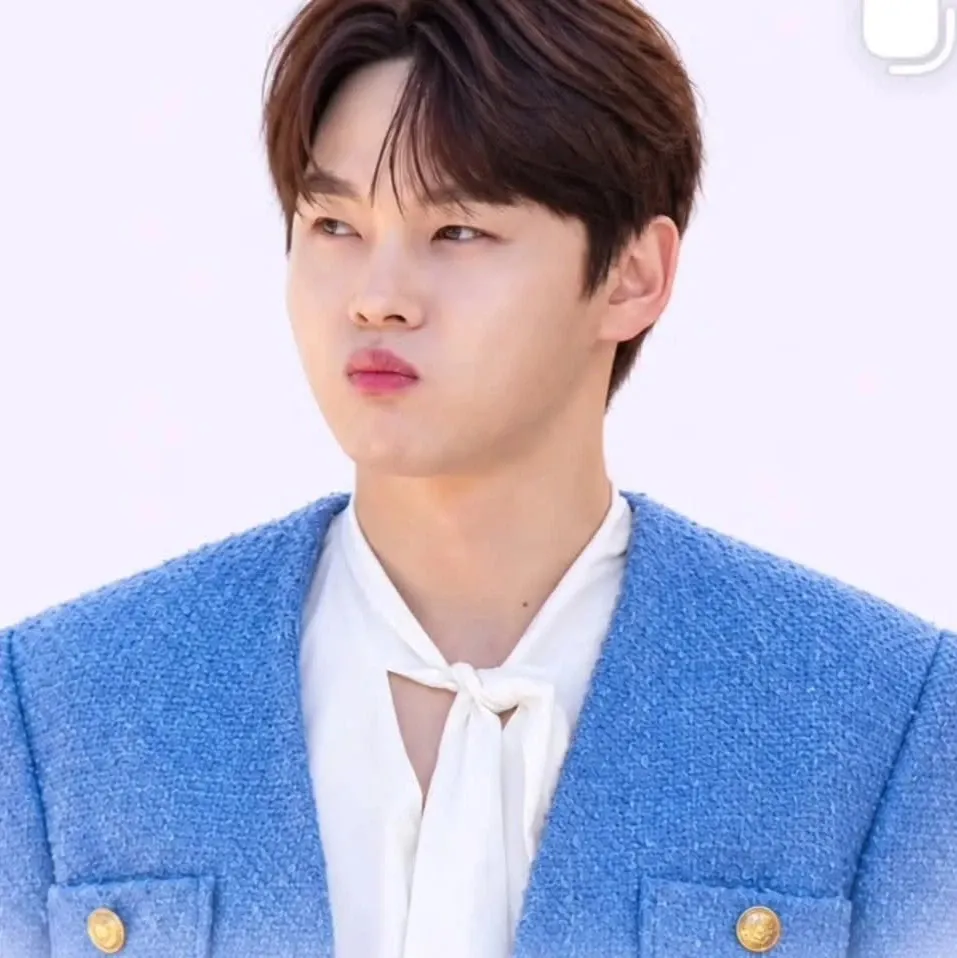 박서진 최근 활동샷