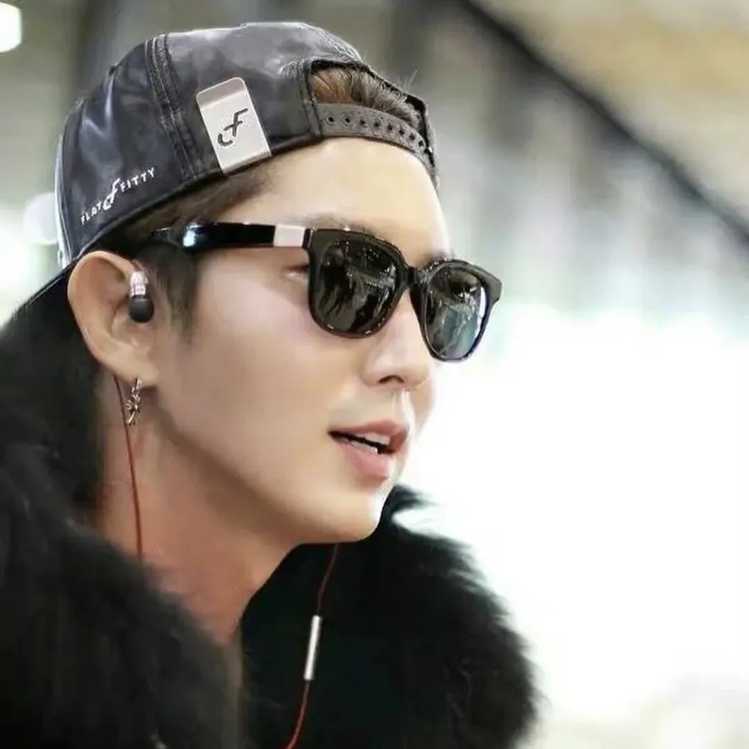 이준기 최근 활동샷