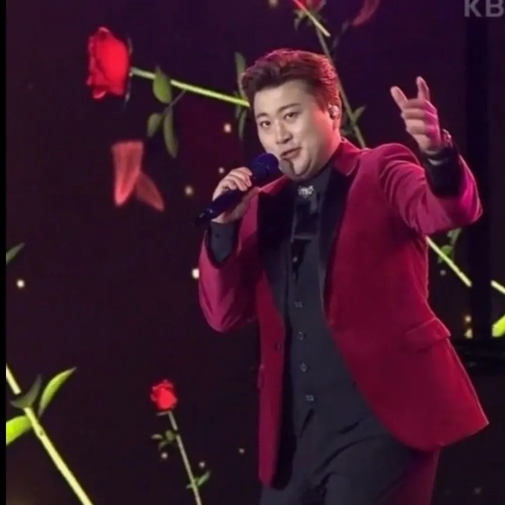 A moment captured by a fan of Kim Hojoong