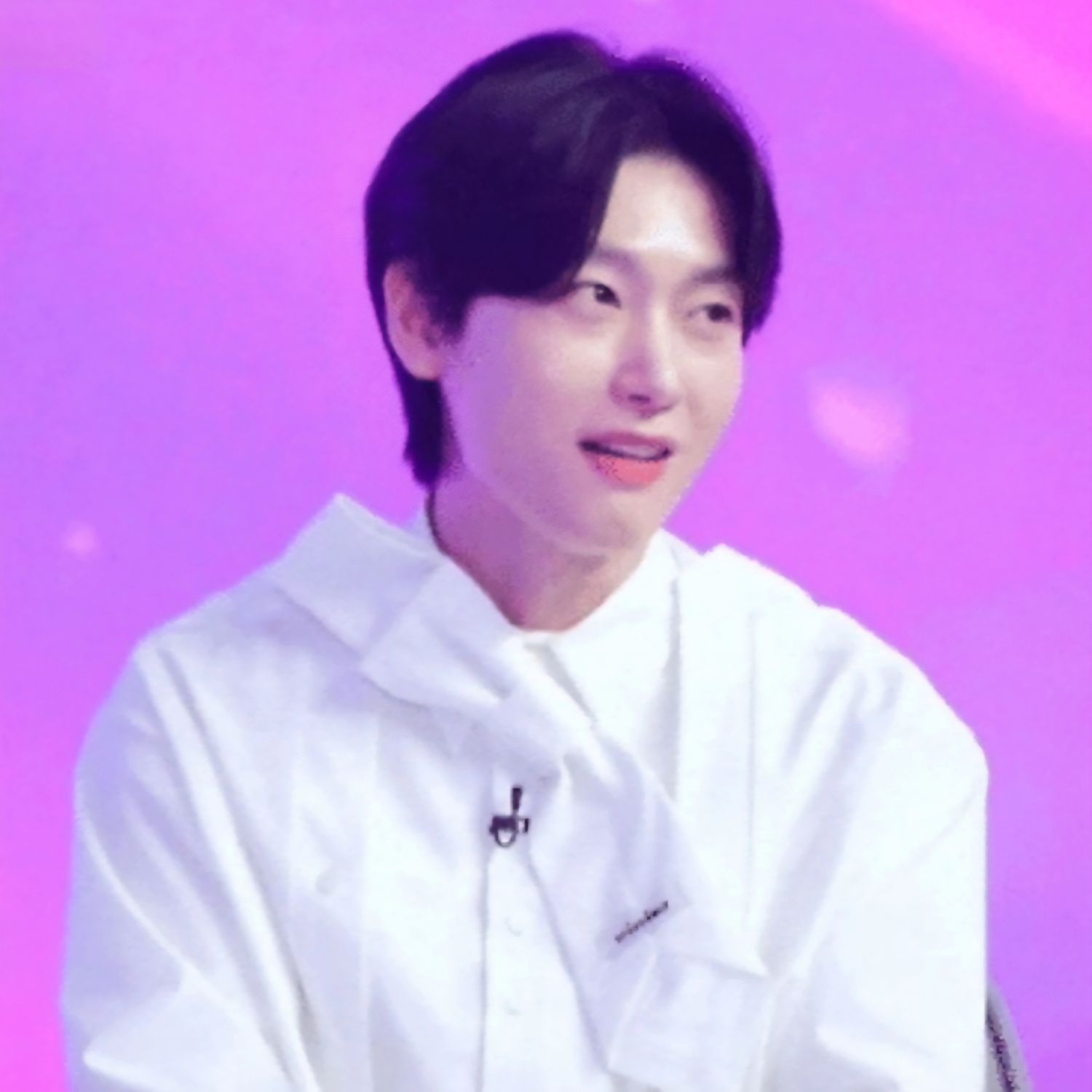 A moment captured by a fan of Kim Yongbin