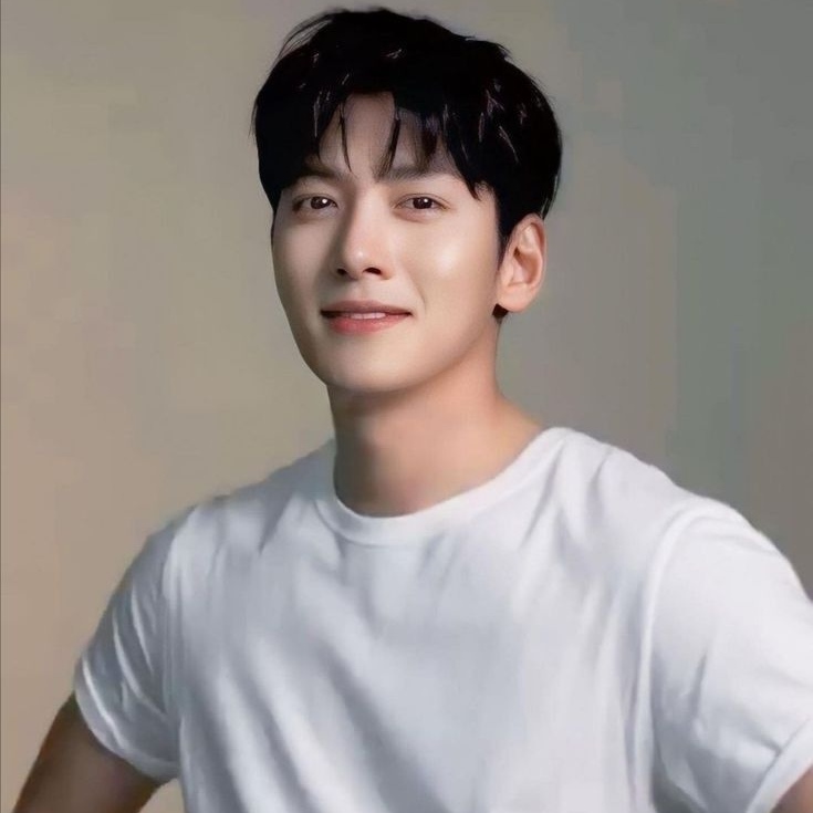 지창욱 최근 활동샷