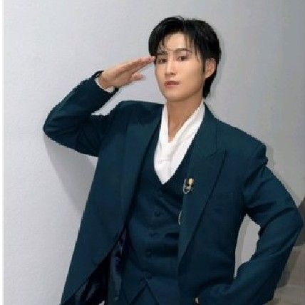 A moment captured by a fan of Kim Heejae