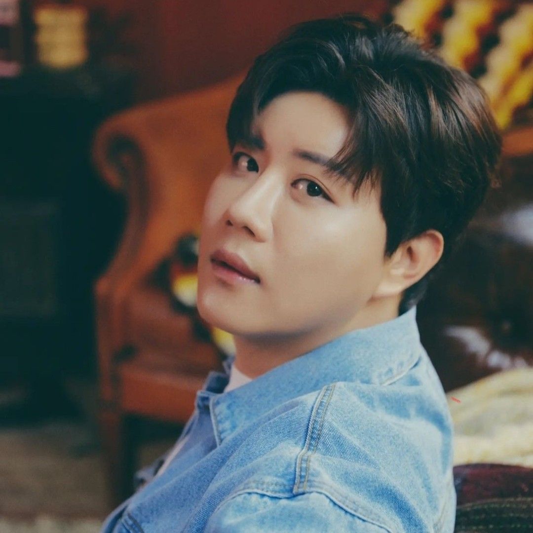 Behind-the-scenes cut of Jin Haesung