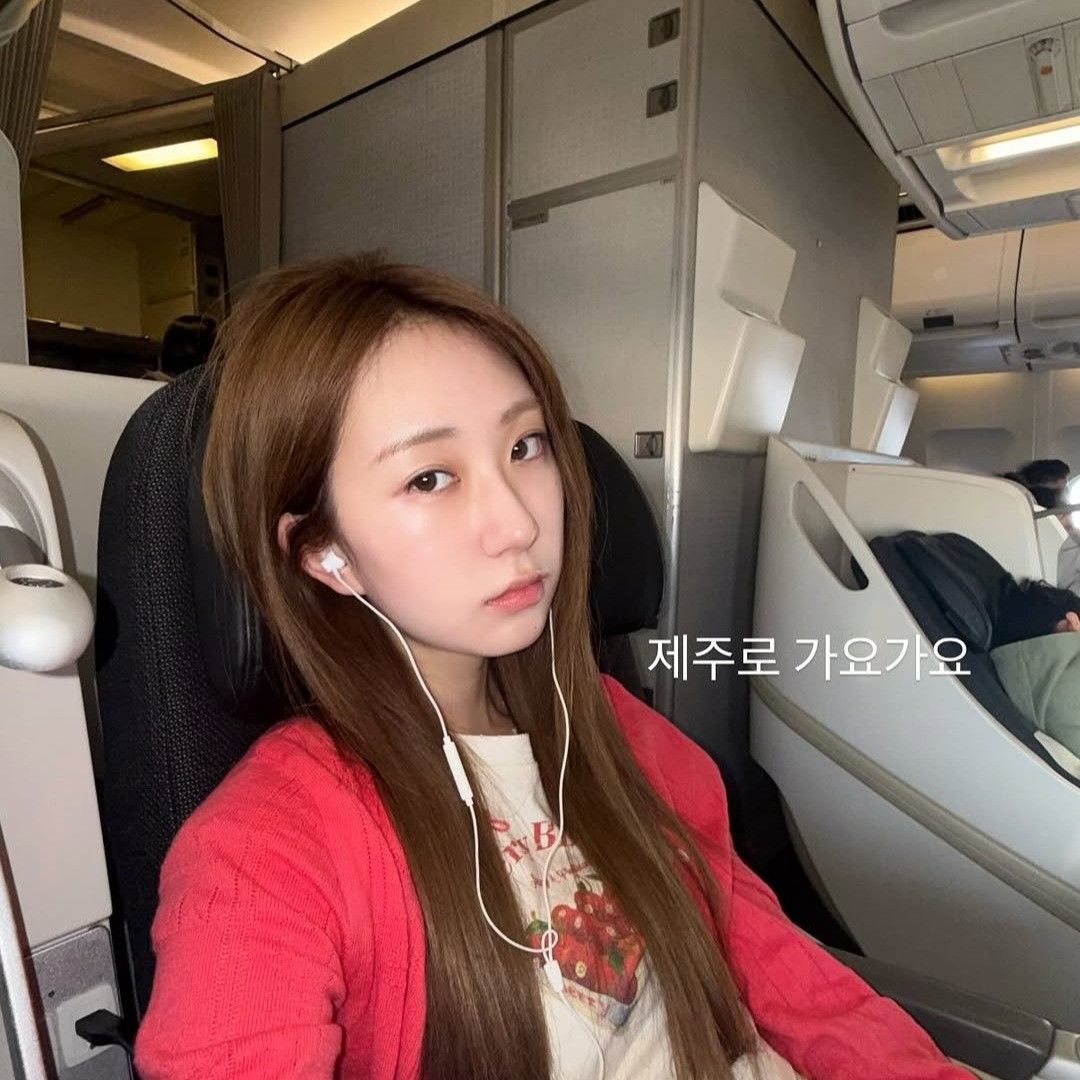 Foto terbaru dari Jeon Yujin