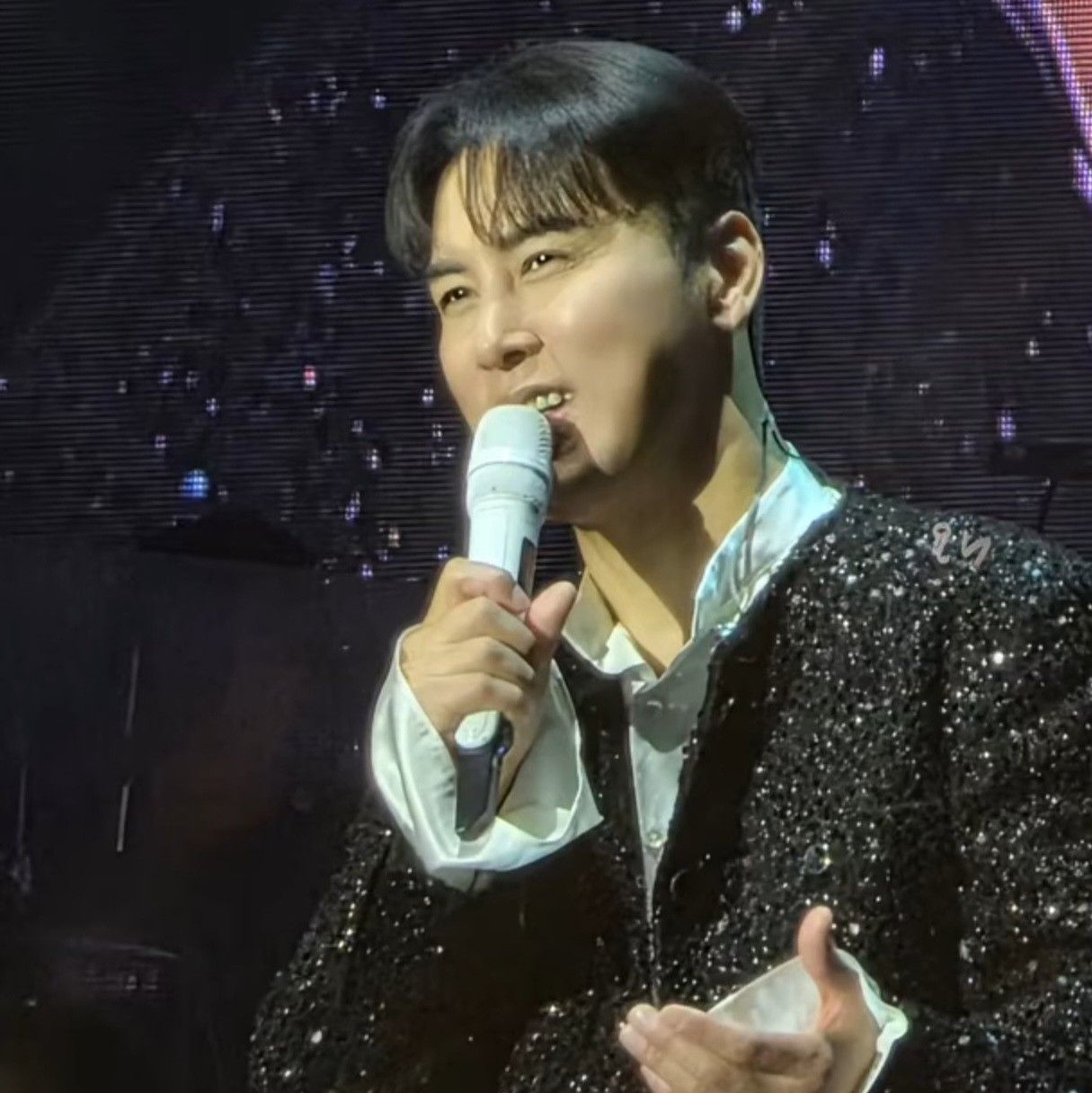 Foto kegiatan terbaru dari Jang Minho