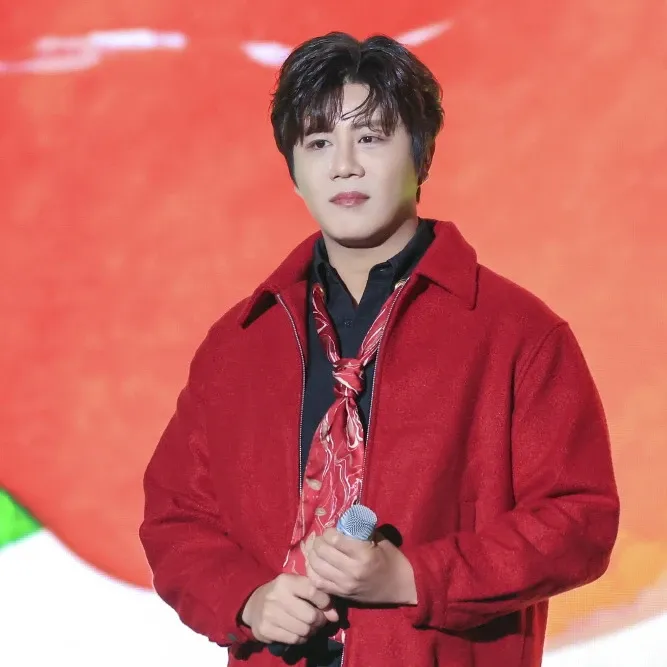 Behind-the-scenes cut of Jin Haesung